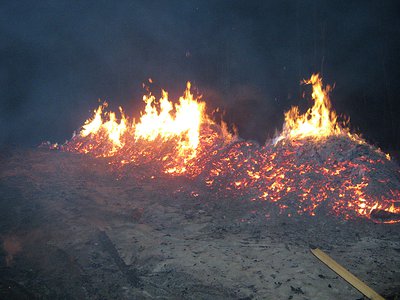 Два пожара произошло в Выксе 1 мая