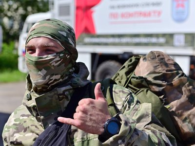 Около 100 добровольцев из Нижегородской области 21 июля отправились на прохождение боевого слаживания для участия в СВО