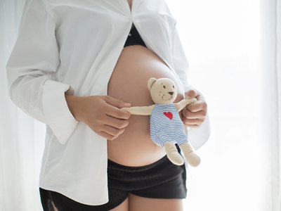 На портале госуслуг запущен сервис оформления пособия по беременности и родам неработающим мамам