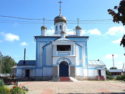 Прихожане и работники Успенского храма в Шиморском посетили Дальне-Давыдовский монастырь.