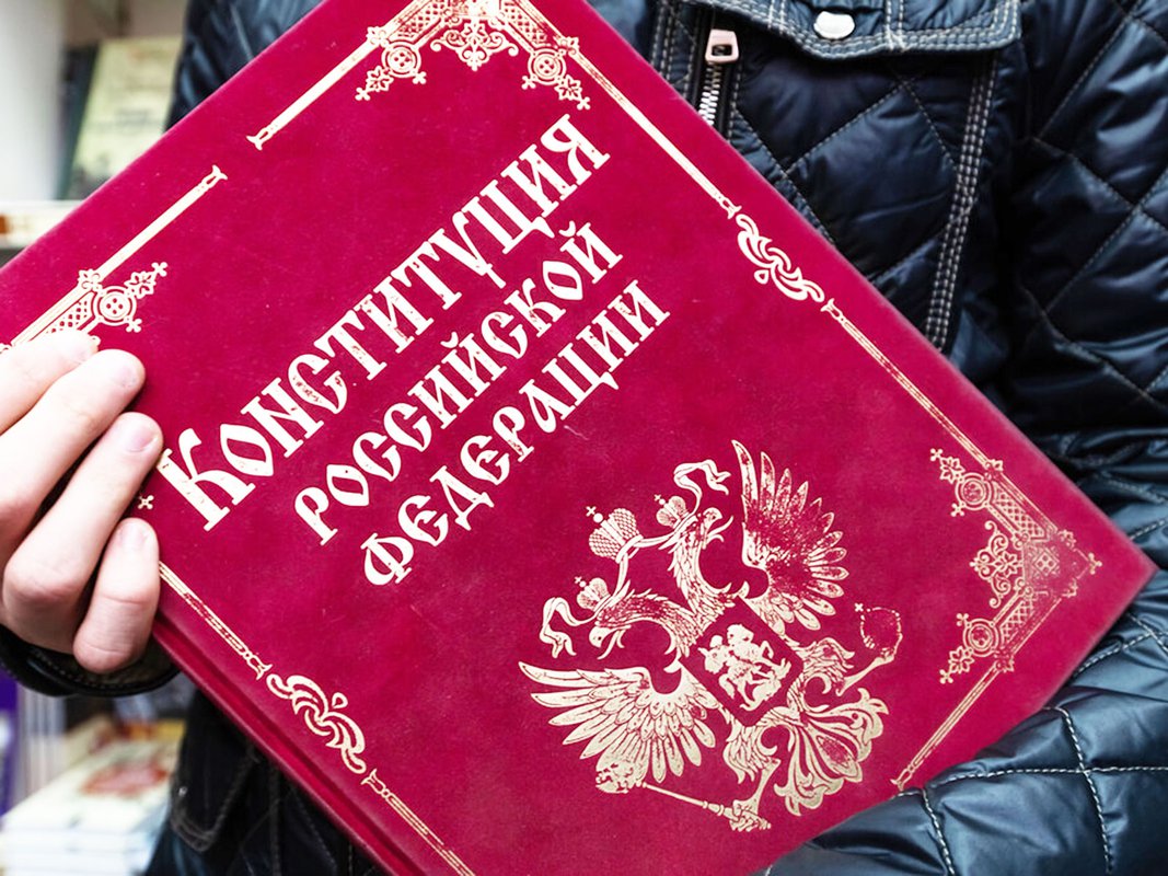 Данил Латипов: Поправки в Конституцию гарантируют защиту самобытности народов, проживающих на территории России