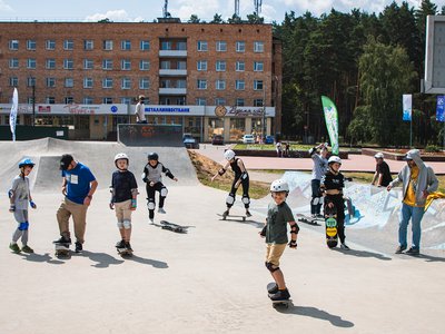 На площади Октябрьской революции выксунцев обучат скейтбордингу