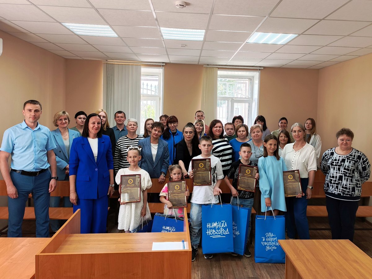 суд-конкурс-рисунков.jpg