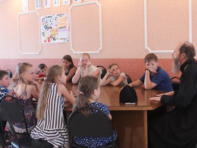 Епископ Варнава рассказал детям о Великой Отечественной войне