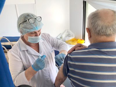 Выксунская ЦРБ предлагает иностранцам привиться от коронавируса за 1150 рублей