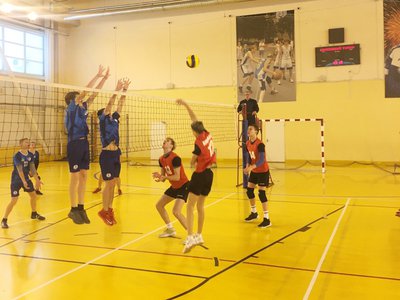 Волейболисты из «Выксунца» сыграли в двух турнирах