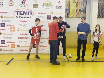 Волейболисты из «Выксунца» сыграли в двух турнирах