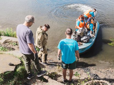 Волонтёры-металлурги посвятили 3600 часов помощи людям и природе