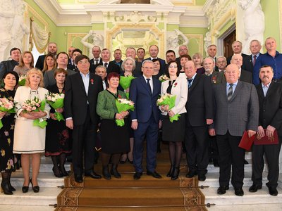 Почетное звание «Заслуженный металлург Российской Федерации» присвоено пяти сотрудникам ВМЗ