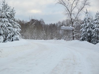 Расчистка выксунских дорог после снегопада 10 января (Выкса, 2022 г.)